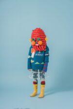 PLASTIC IS OVER? INTARSIA KNITTED JUMPER LEG - Image 2