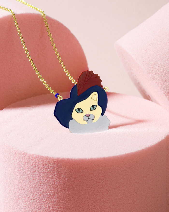 PUSSY IN BOOTS LONG NECKLACE - Image 1