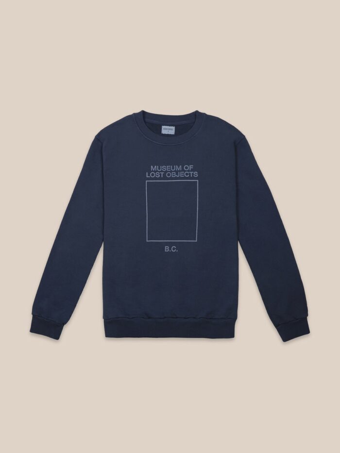 (MEN) MUSEUM OF LOST OBJECTS SWEATSHIRT - Image 1