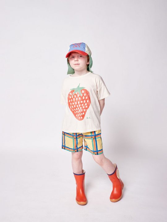 STRAWBERRY T-SHIRT