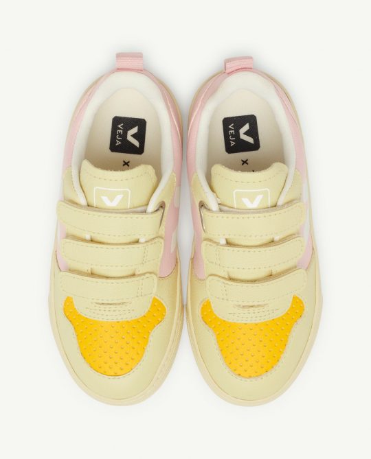 SOFT PINK VEJA SNEAKERS