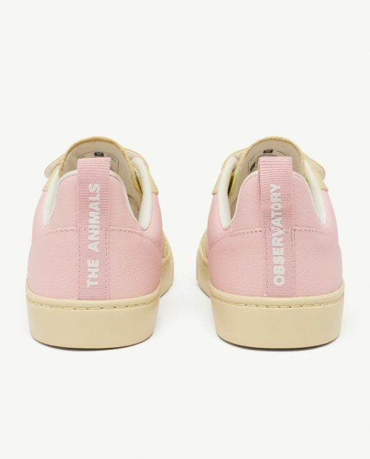 SOFT PINK VEJA SNEAKERS