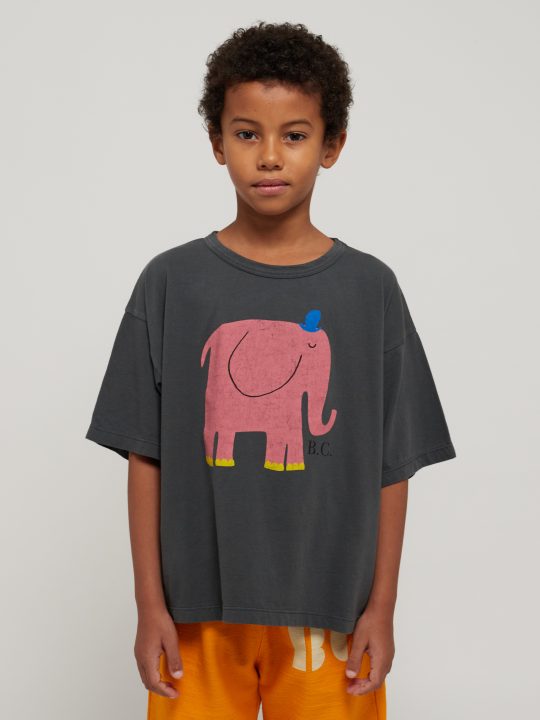 THE ELEPHANT T-SHIRT
